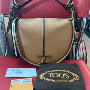 Todds T Timeless Hobo Bag in Leather Small MSRP $2095